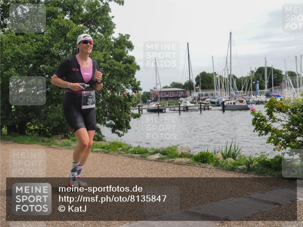 22.06.2025 - Viking Triathlon KatJ http://msf.ph/oto/8135847 22.06.2025 14:29:18 Laufen 291 meine-sportfotos.de