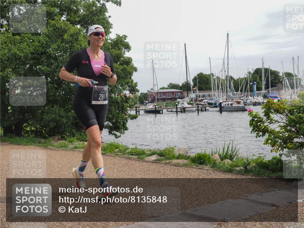 22.06.2025 - Viking Triathlon KatJ http://msf.ph/oto/8135848 22.06.2025 14:29:18 Laufen 291 meine-sportfotos.de
