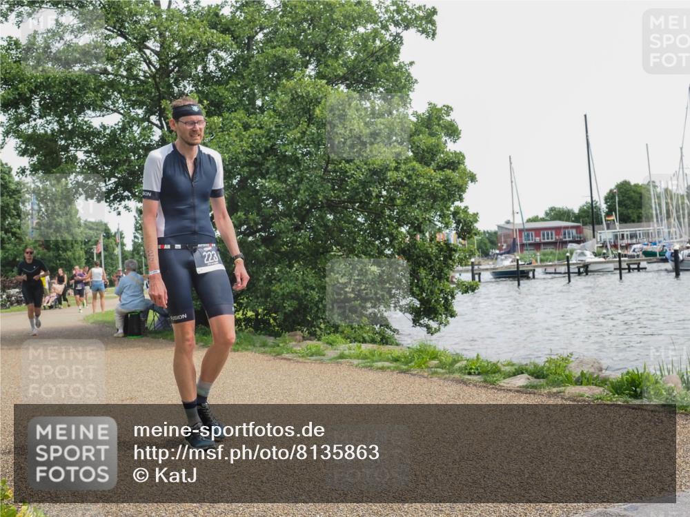 22.06.2025 - Viking Triathlon KatJ http://msf.ph/oto/8135863 22.06.2025 14:29:37 Laufen 223 meine-sportfotos.de
