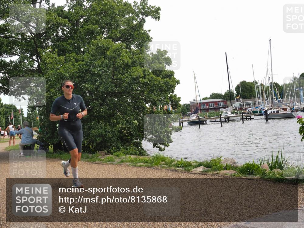 22.06.2025 - Viking Triathlon KatJ http://msf.ph/oto/8135868 22.06.2025 14:29:41 Laufen 20, 223 meine-sportfotos.de