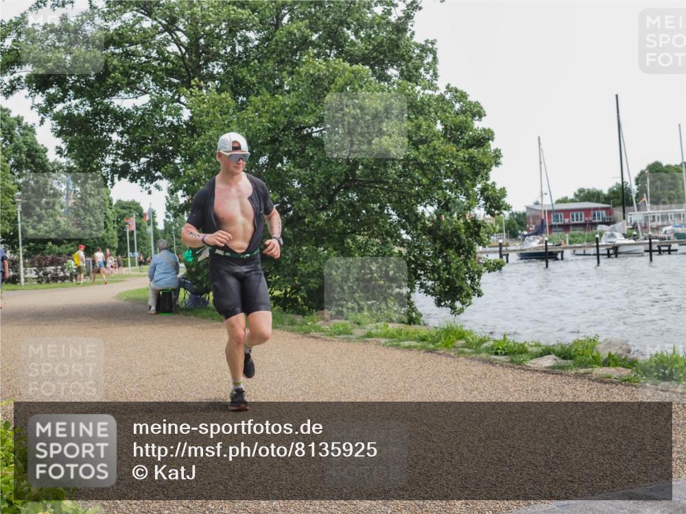 22.06.2025 - Viking Triathlon KatJ http://msf.ph/oto/8135925 22.06.2025 14:30:18 Laufen 117 meine-sportfotos.de