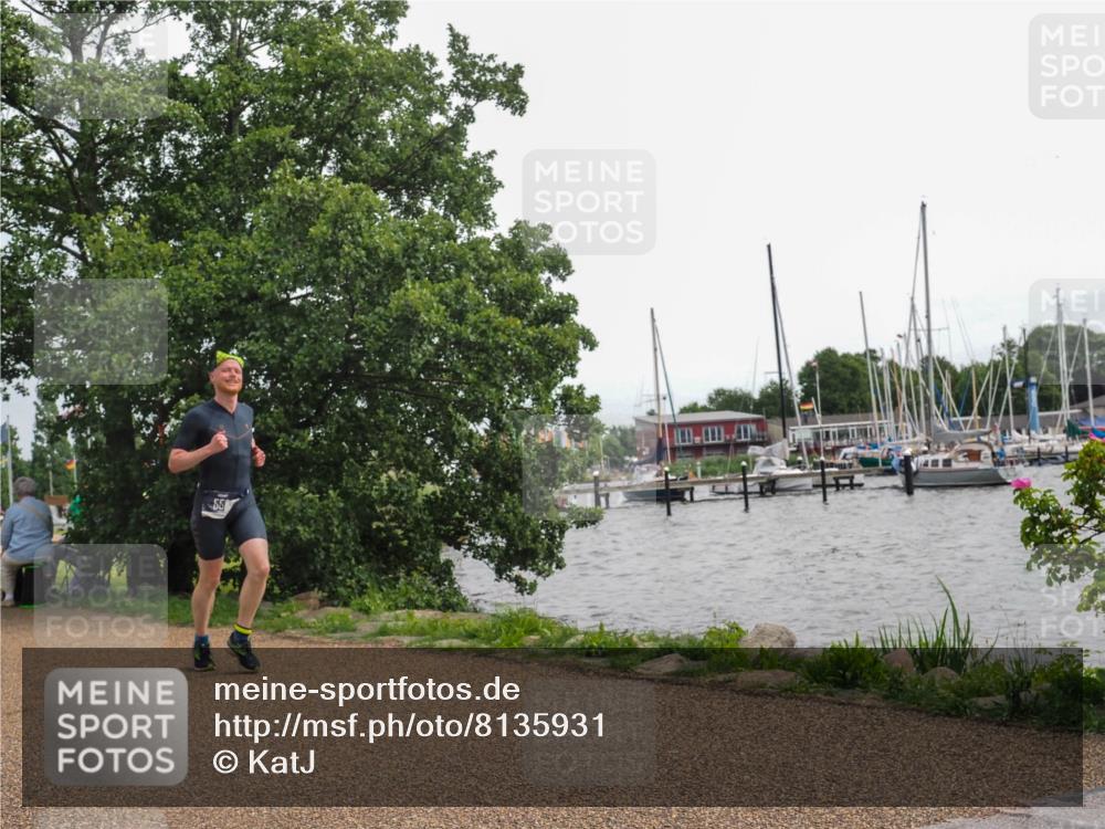 22.06.2025 - Viking Triathlon KatJ http://msf.ph/oto/8135931 22.06.2025 14:30:57 Laufen 146, 550 meine-sportfotos.de