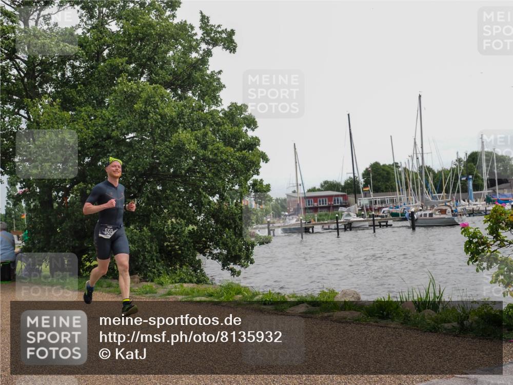 22.06.2025 - Viking Triathlon KatJ http://msf.ph/oto/8135932 22.06.2025 14:30:57 Laufen 146, 550 meine-sportfotos.de