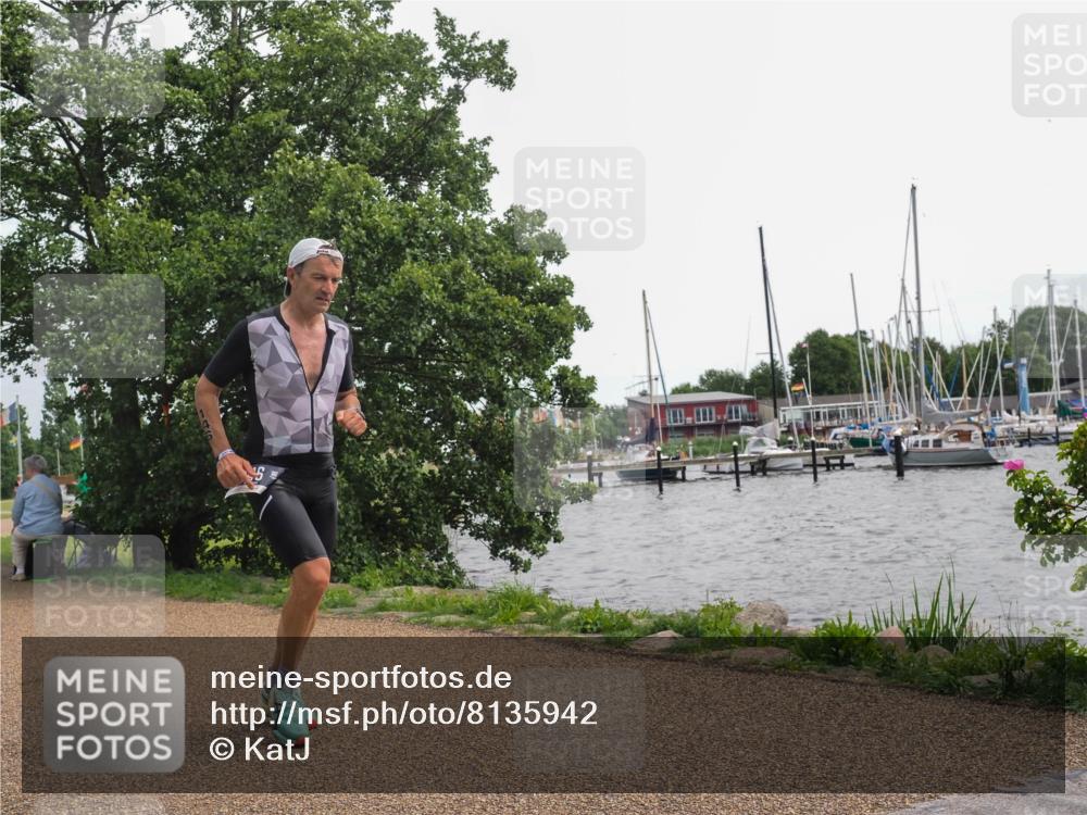 22.06.2025 - Viking Triathlon KatJ http://msf.ph/oto/8135942 22.06.2025 14:30:59 Laufen 146, 550 meine-sportfotos.de