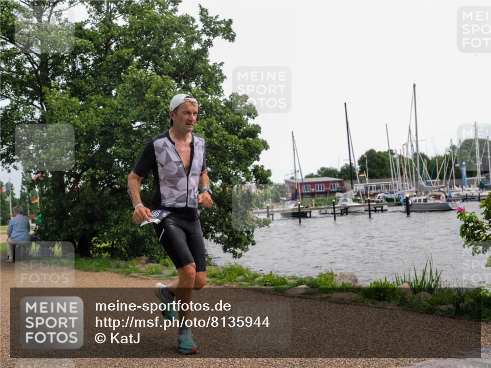 22.06.2025 - Viking Triathlon KatJ http://msf.ph/oto/8135944 22.06.2025 14:30:59 Laufen 146, 550 meine-sportfotos.de