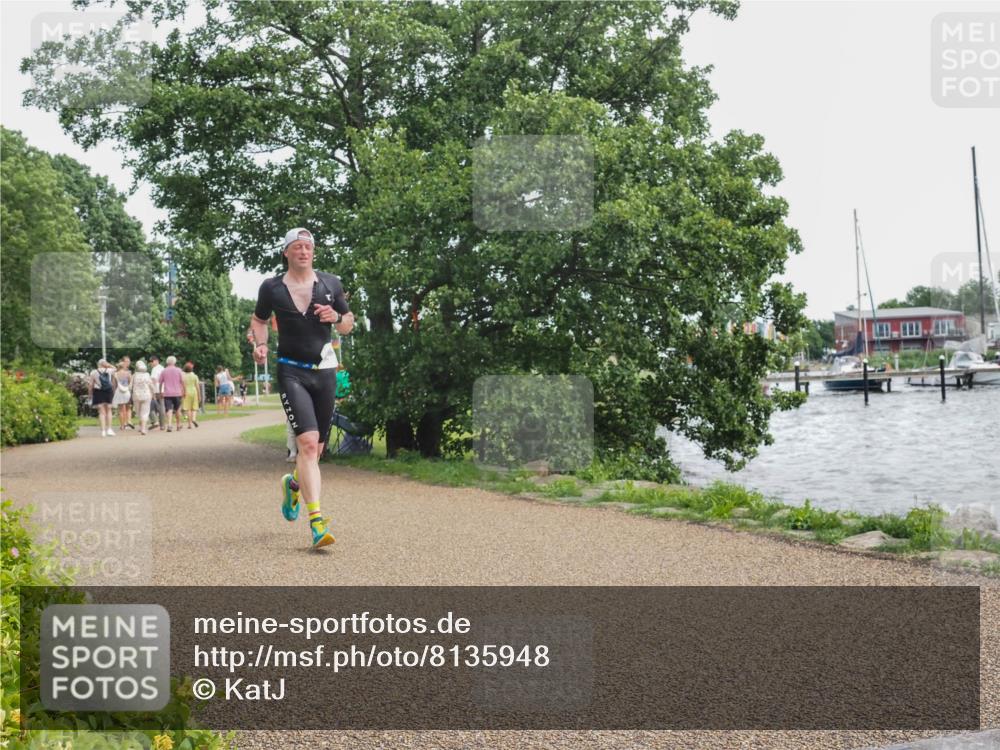 22.06.2025 - Viking Triathlon KatJ http://msf.ph/oto/8135948 22.06.2025 14:31:18 Laufen 98 meine-sportfotos.de