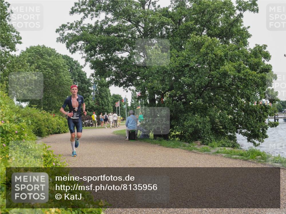 22.06.2025 - Viking Triathlon KatJ http://msf.ph/oto/8135956 22.06.2025 14:31:31 Laufen 377 meine-sportfotos.de