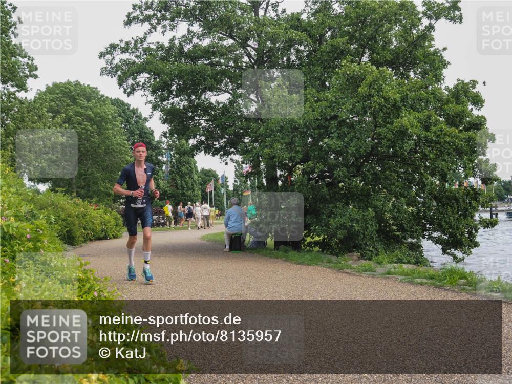 22.06.2025 - Viking Triathlon KatJ http://msf.ph/oto/8135957 22.06.2025 14:31:31 Laufen 377 meine-sportfotos.de
