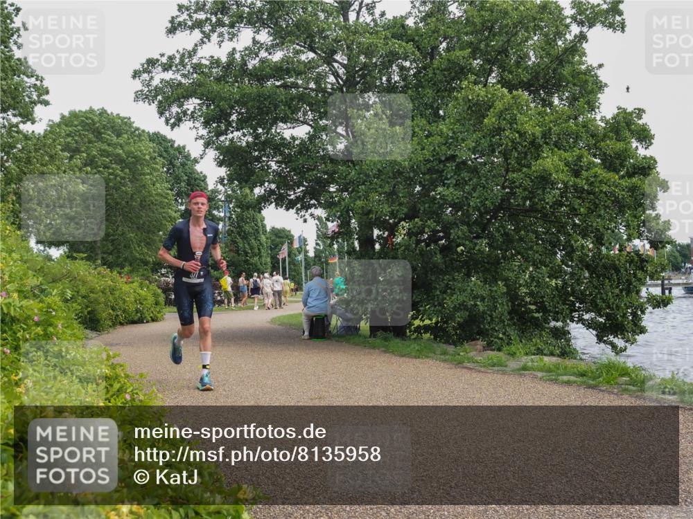 22.06.2025 - Viking Triathlon KatJ http://msf.ph/oto/8135958 22.06.2025 14:31:31 Laufen 377 meine-sportfotos.de
