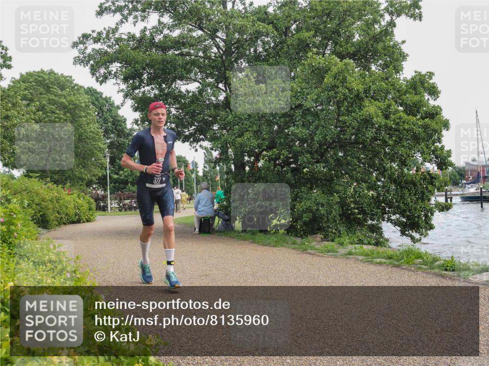 22.06.2025 - Viking Triathlon KatJ http://msf.ph/oto/8135960 22.06.2025 14:31:31 Laufen 377 meine-sportfotos.de