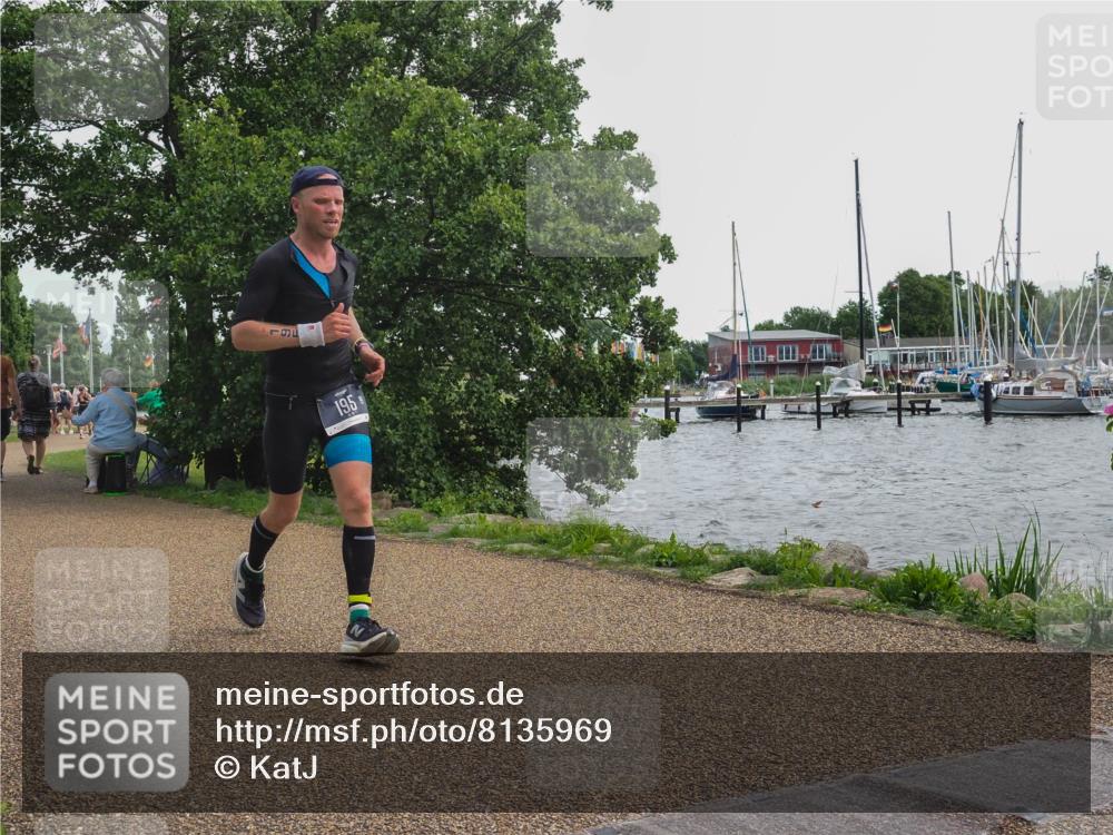 22.06.2025 - Viking Triathlon KatJ http://msf.ph/oto/8135969 22.06.2025 14:31:46 Laufen 195, 627 meine-sportfotos.de