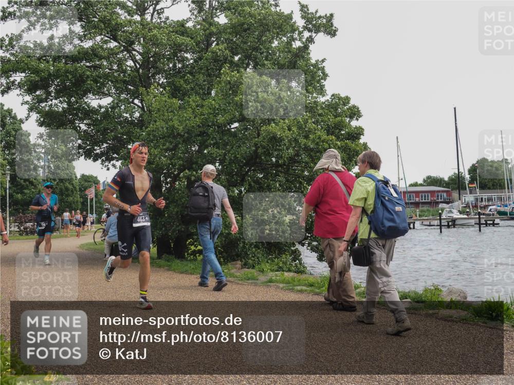 22.06.2025 - Viking Triathlon KatJ http://msf.ph/oto/8136007 22.06.2025 14:32:19 Laufen 160, 443 meine-sportfotos.de