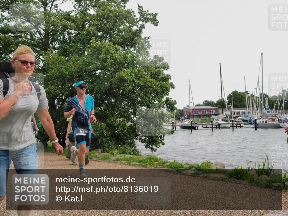 22.06.2025 - Viking Triathlon KatJ http://msf.ph/oto/8136019 22.06.2025 14:32:22 Laufen 124, 443 meine-sportfotos.de