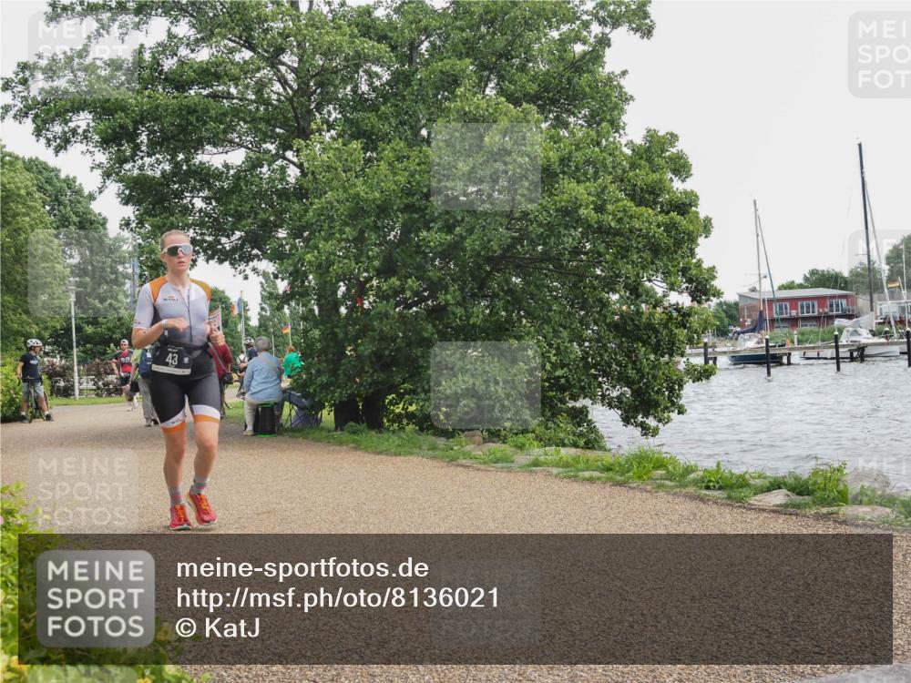 22.06.2025 - Viking Triathlon KatJ http://msf.ph/oto/8136021 22.06.2025 14:32:31 Laufen 43 meine-sportfotos.de