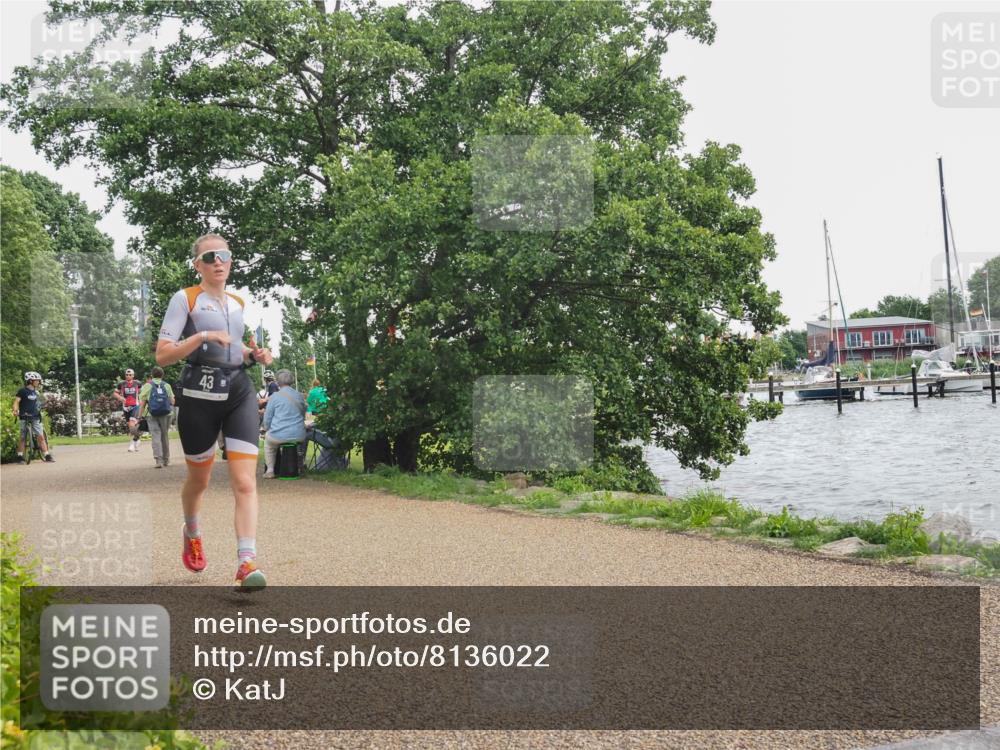 22.06.2025 - Viking Triathlon KatJ http://msf.ph/oto/8136022 22.06.2025 14:32:31 Laufen 43 meine-sportfotos.de