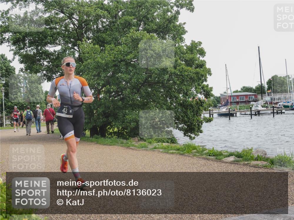 22.06.2025 - Viking Triathlon KatJ http://msf.ph/oto/8136023 22.06.2025 14:32:31 Laufen 43 meine-sportfotos.de