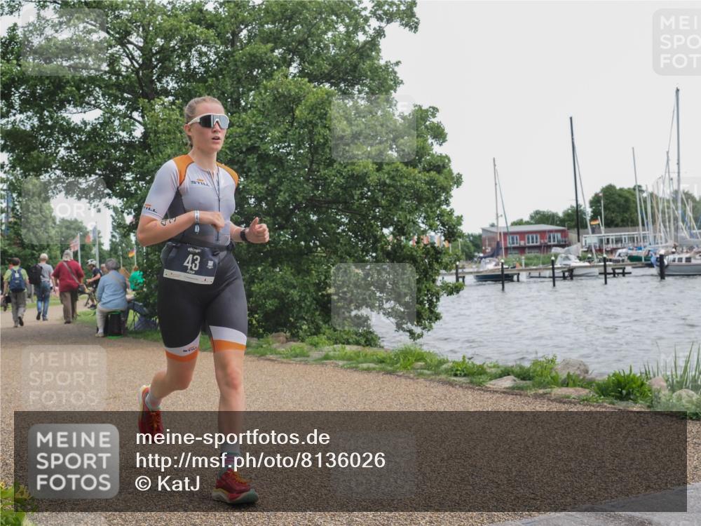 22.06.2025 - Viking Triathlon KatJ http://msf.ph/oto/8136026 22.06.2025 14:32:32 Laufen 43 meine-sportfotos.de
