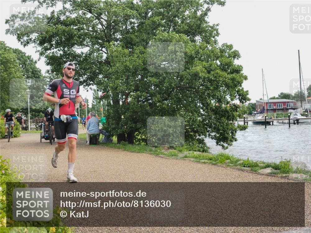 22.06.2025 - Viking Triathlon KatJ http://msf.ph/oto/8136030 22.06.2025 14:32:39 Laufen 330 meine-sportfotos.de