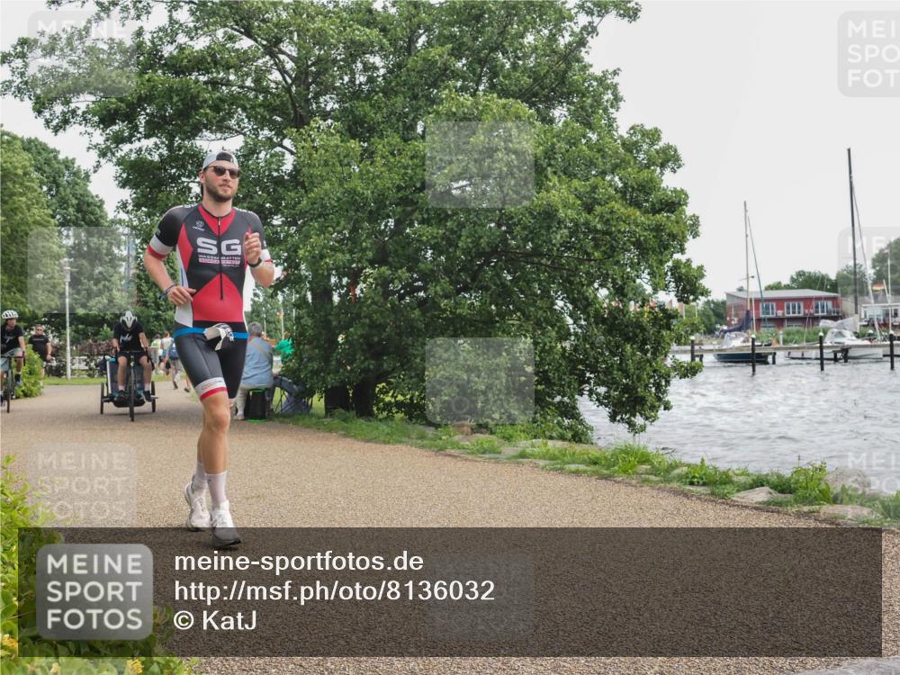 22.06.2025 - Viking Triathlon KatJ http://msf.ph/oto/8136032 22.06.2025 14:32:39 Laufen 330 meine-sportfotos.de