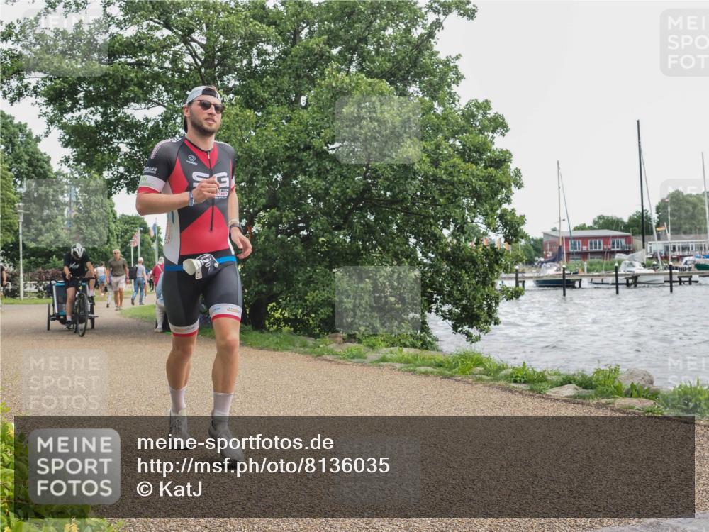 22.06.2025 - Viking Triathlon KatJ http://msf.ph/oto/8136035 22.06.2025 14:32:39 Laufen 330 meine-sportfotos.de