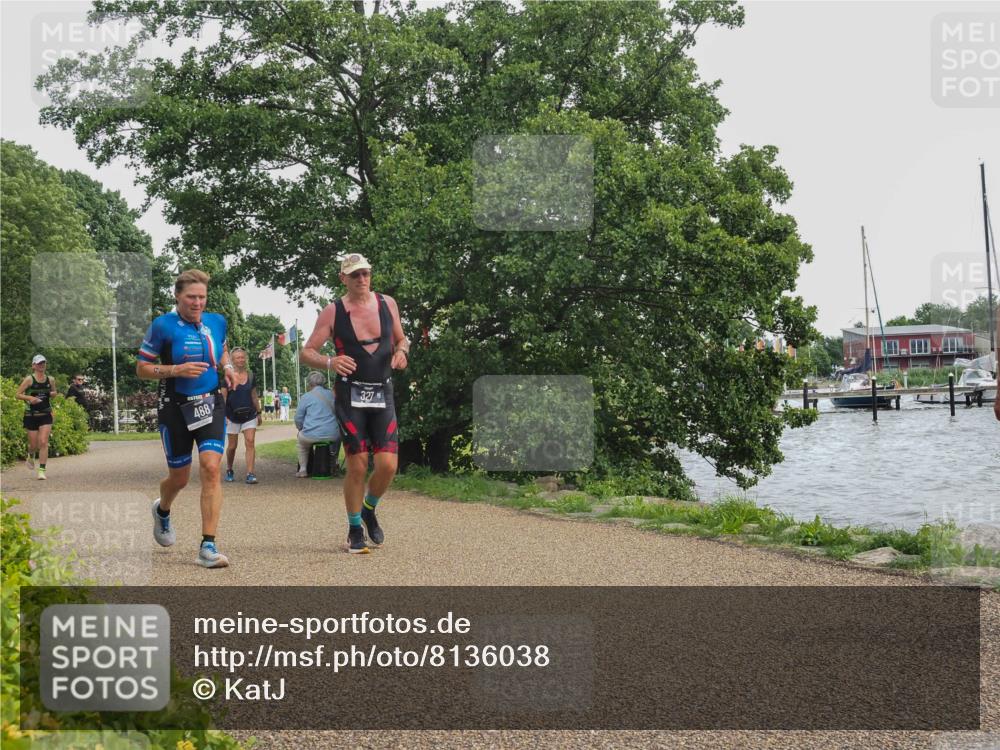 22.06.2025 - Viking Triathlon KatJ http://msf.ph/oto/8136038 22.06.2025 14:32:54 Laufen 327, 488 meine-sportfotos.de