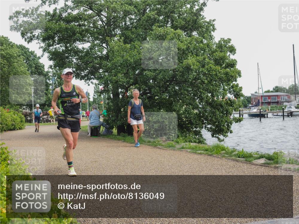 22.06.2025 - Viking Triathlon KatJ http://msf.ph/oto/8136049 22.06.2025 14:32:58 Laufen 327, 488, 636 meine-sportfotos.de
