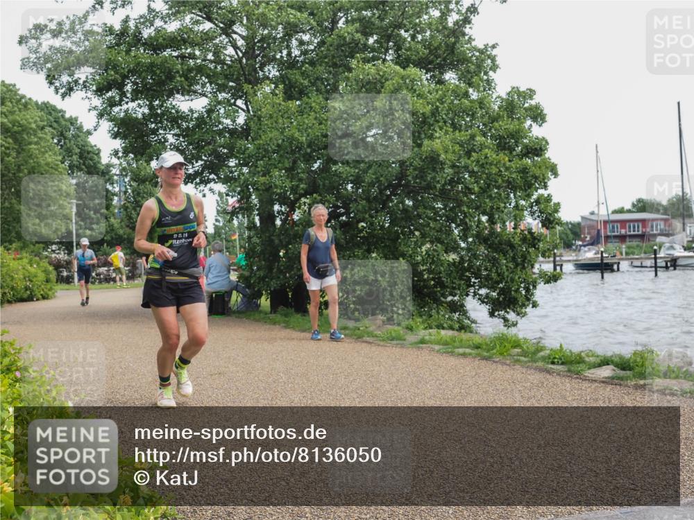 22.06.2025 - Viking Triathlon KatJ http://msf.ph/oto/8136050 22.06.2025 14:32:58 Laufen 327, 488, 636 meine-sportfotos.de