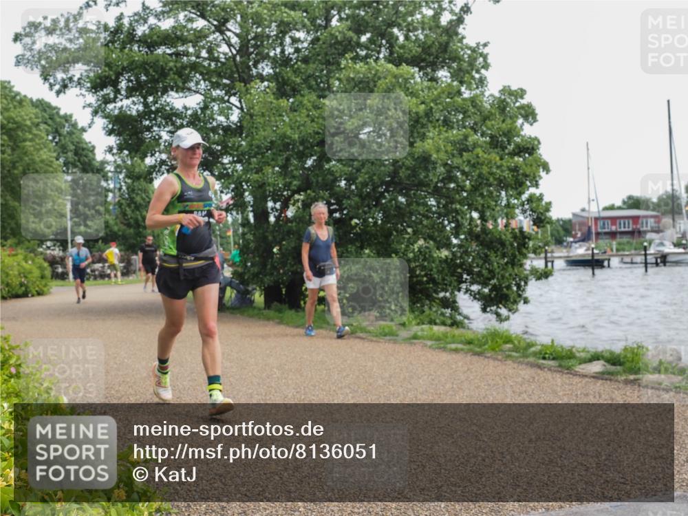 22.06.2025 - Viking Triathlon KatJ http://msf.ph/oto/8136051 22.06.2025 14:32:58 Laufen 327, 488, 636 meine-sportfotos.de