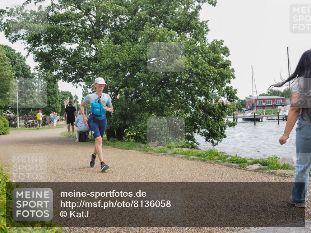 22.06.2025 - Viking Triathlon KatJ http://msf.ph/oto/8136058 22.06.2025 14:33:04 Laufen 154 meine-sportfotos.de