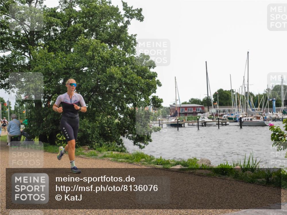 22.06.2025 - Viking Triathlon KatJ http://msf.ph/oto/8136076 22.06.2025 14:33:21 Laufen 18 meine-sportfotos.de