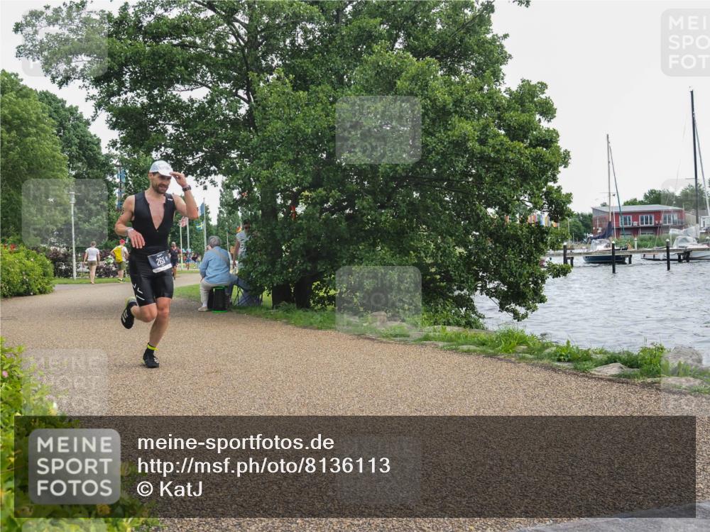22.06.2025 - Viking Triathlon KatJ http://msf.ph/oto/8136113 22.06.2025 14:34:05 Laufen 265 meine-sportfotos.de