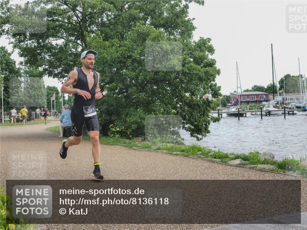 22.06.2025 - Viking Triathlon KatJ http://msf.ph/oto/8136118 22.06.2025 14:34:06 Laufen 265 meine-sportfotos.de