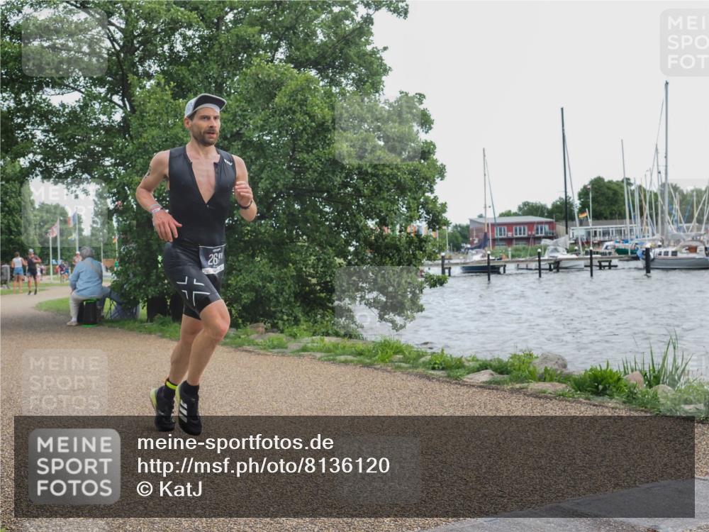 22.06.2025 - Viking Triathlon KatJ http://msf.ph/oto/8136120 22.06.2025 14:34:06 Laufen 265 meine-sportfotos.de