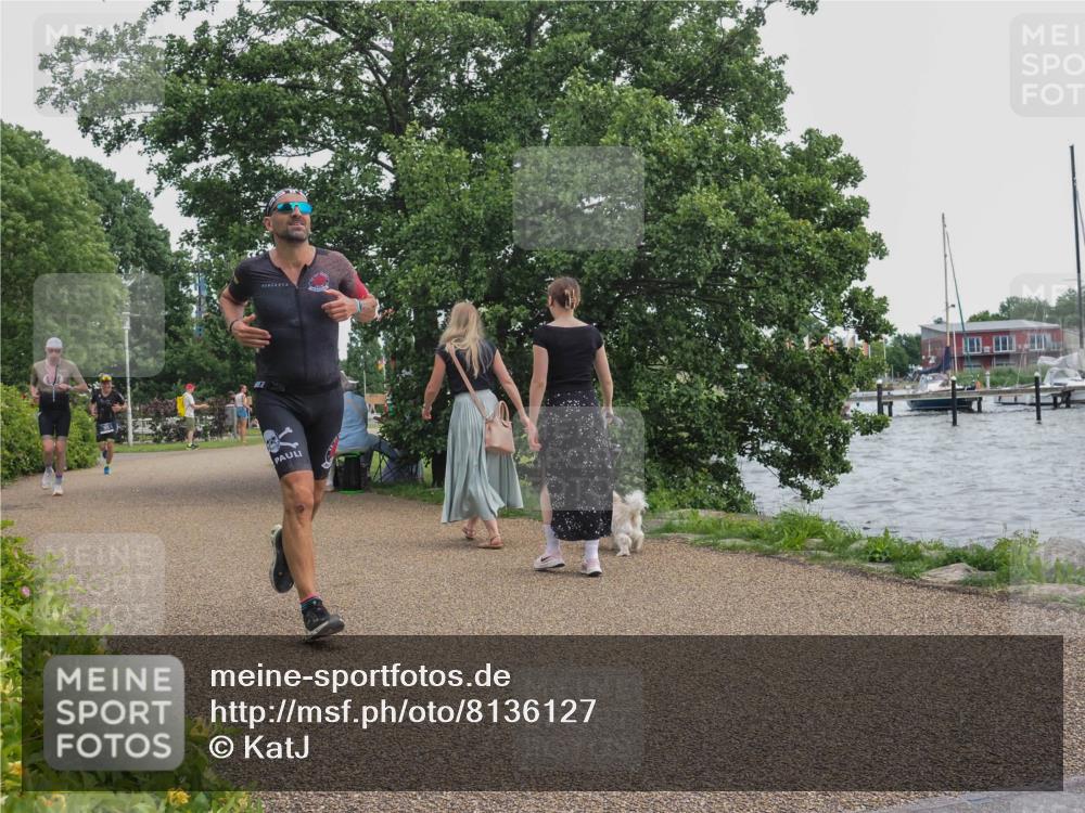 22.06.2025 - Viking Triathlon KatJ http://msf.ph/oto/8136127 22.06.2025 14:34:16 Laufen 395 meine-sportfotos.de