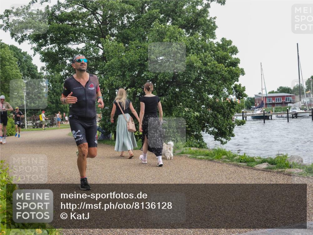 22.06.2025 - Viking Triathlon KatJ http://msf.ph/oto/8136128 22.06.2025 14:34:16 Laufen 395 meine-sportfotos.de