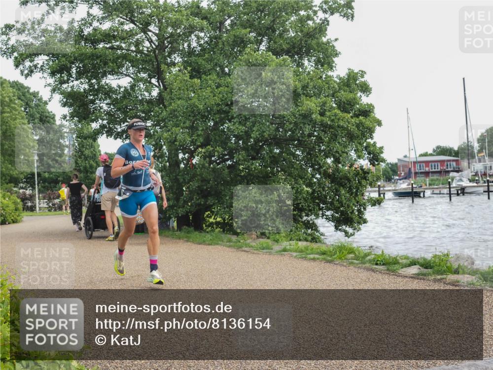 22.06.2025 - Viking Triathlon KatJ http://msf.ph/oto/8136154 22.06.2025 14:34:25 Laufen 17, 365 meine-sportfotos.de
