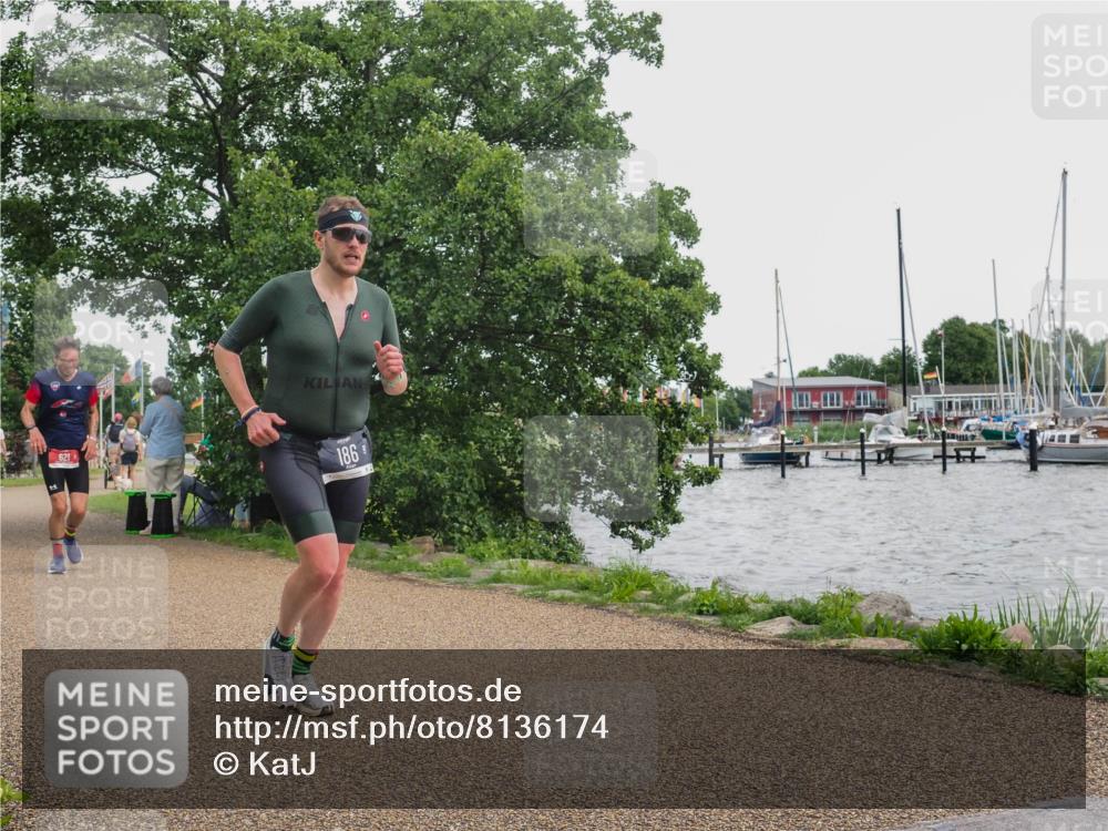 22.06.2025 - Viking Triathlon KatJ http://msf.ph/oto/8136174 22.06.2025 14:34:42 Laufen 55, 186, 621 meine-sportfotos.de