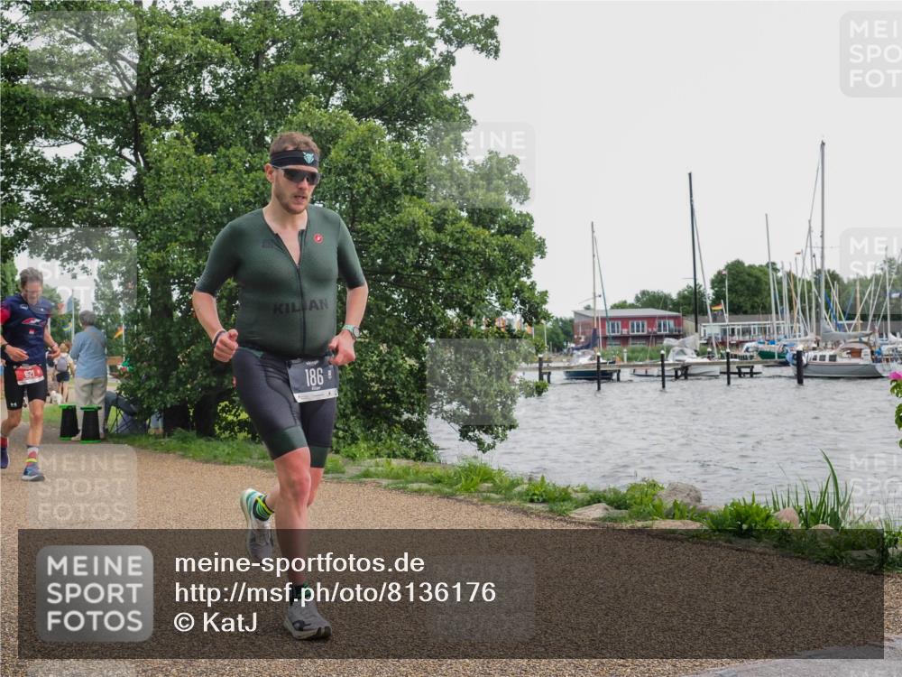22.06.2025 - Viking Triathlon KatJ http://msf.ph/oto/8136176 22.06.2025 14:34:42 Laufen 55, 186, 621 meine-sportfotos.de