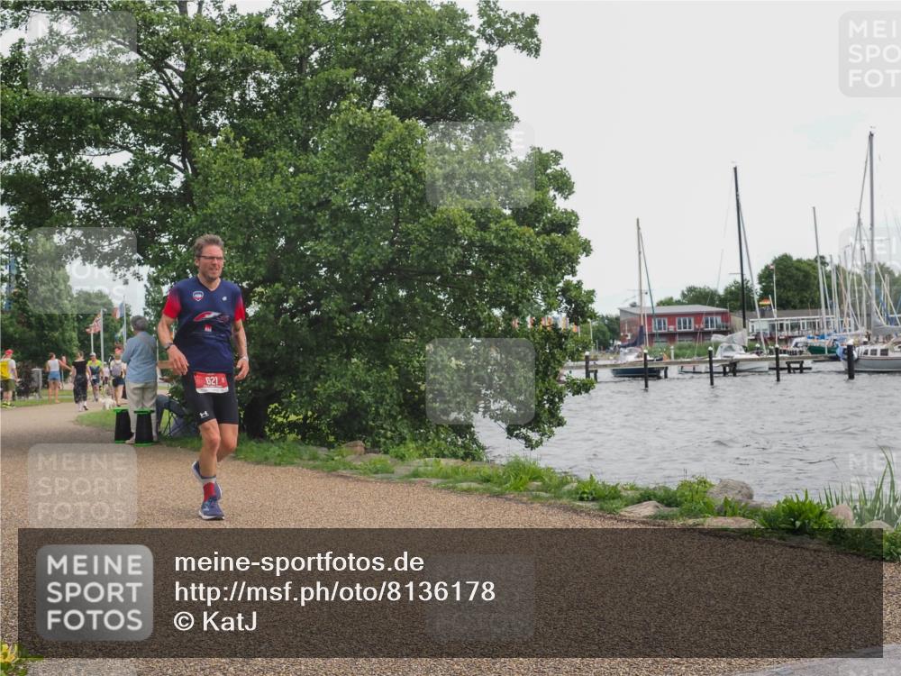 22.06.2025 - Viking Triathlon KatJ http://msf.ph/oto/8136178 22.06.2025 14:34:43 Laufen 55, 186, 621 meine-sportfotos.de