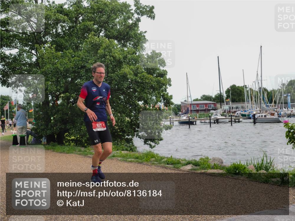 22.06.2025 - Viking Triathlon KatJ http://msf.ph/oto/8136184 22.06.2025 14:34:44 Laufen 186, 481, 621 meine-sportfotos.de