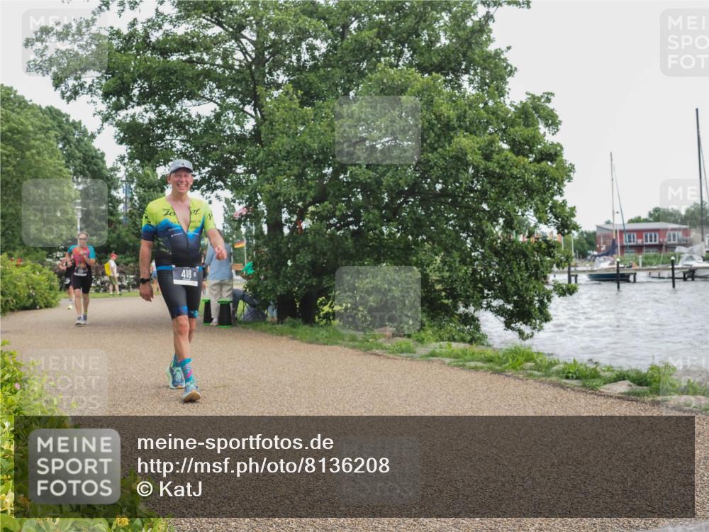 22.06.2025 - Viking Triathlon KatJ http://msf.ph/oto/8136208 22.06.2025 14:35:06 Laufen 418 meine-sportfotos.de
