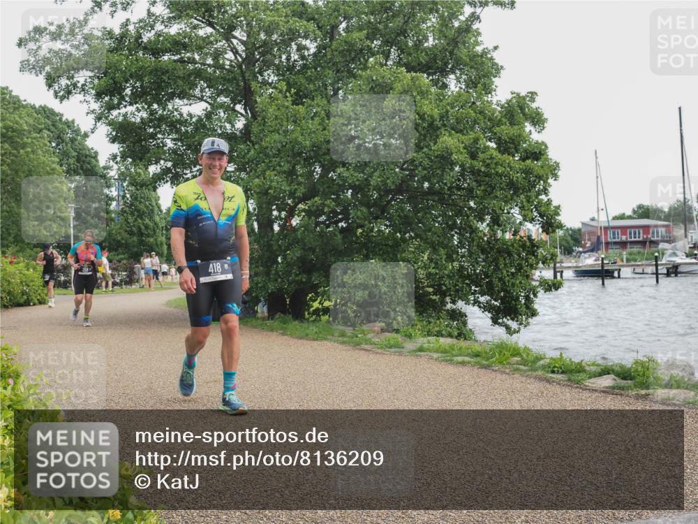 22.06.2025 - Viking Triathlon KatJ http://msf.ph/oto/8136209 22.06.2025 14:35:06 Laufen 418 meine-sportfotos.de