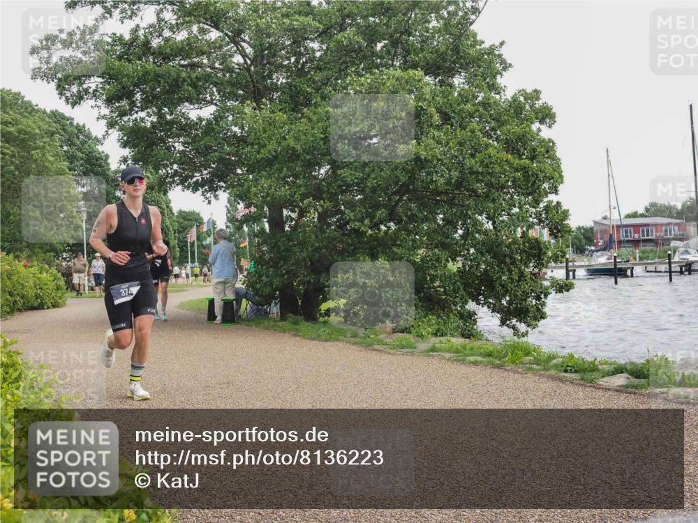 22.06.2025 - Viking Triathlon KatJ http://msf.ph/oto/8136223 22.06.2025 14:35:12 Laufen 268, 374 meine-sportfotos.de