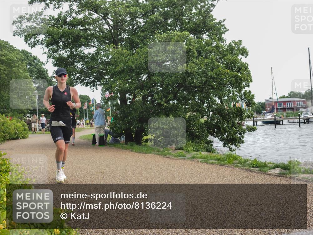 22.06.2025 - Viking Triathlon KatJ http://msf.ph/oto/8136224 22.06.2025 14:35:12 Laufen 268, 374 meine-sportfotos.de