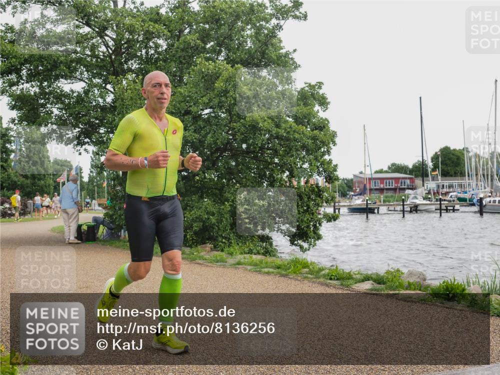 22.06.2025 - Viking Triathlon KatJ http://msf.ph/oto/8136256 22.06.2025 14:35:46 Laufen 263 meine-sportfotos.de
