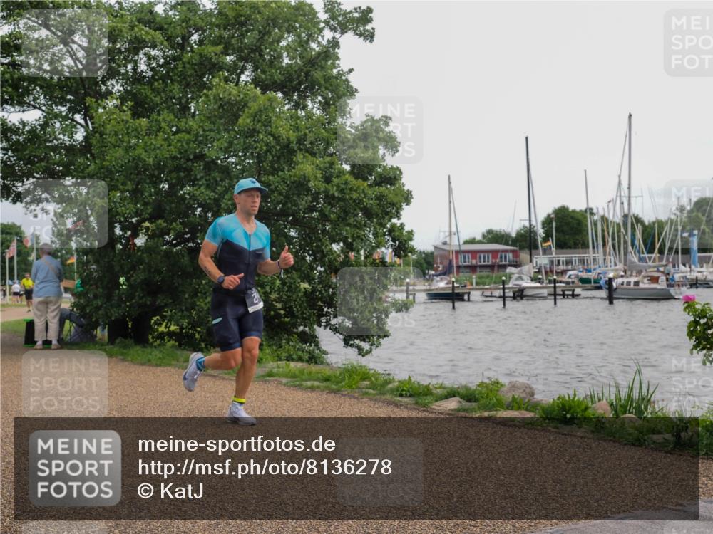 22.06.2025 - Viking Triathlon KatJ http://msf.ph/oto/8136278 22.06.2025 14:36:03 Laufen 228 meine-sportfotos.de