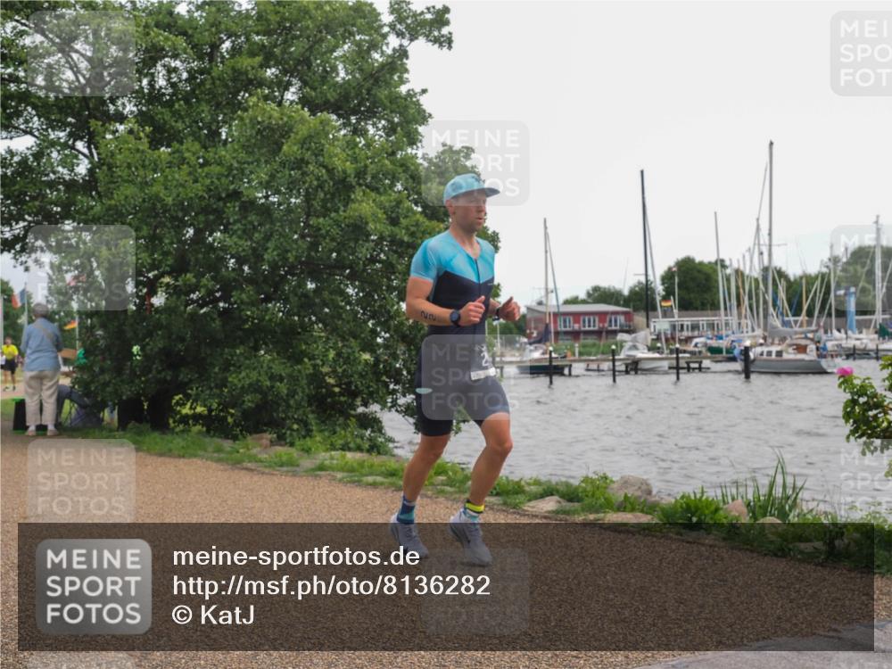22.06.2025 - Viking Triathlon KatJ http://msf.ph/oto/8136282 22.06.2025 14:36:04 Laufen 228, 337 meine-sportfotos.de