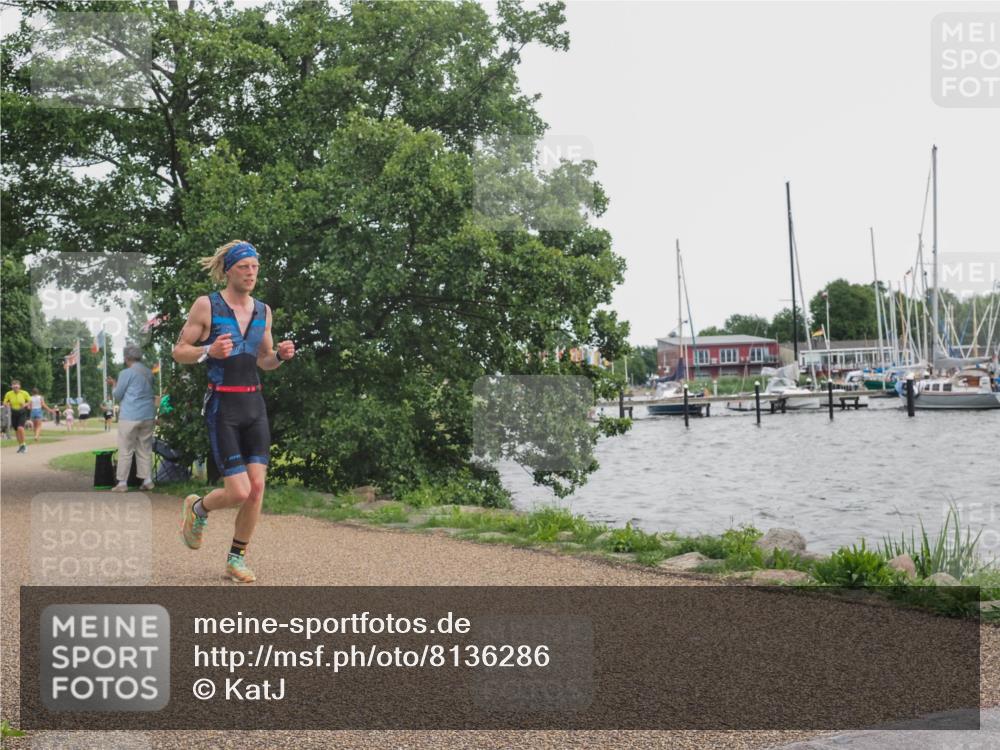 22.06.2025 - Viking Triathlon KatJ http://msf.ph/oto/8136286 22.06.2025 14:36:07 Laufen 337 meine-sportfotos.de