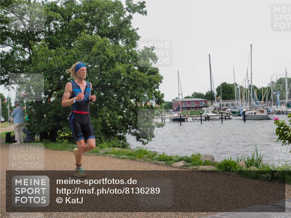 22.06.2025 - Viking Triathlon KatJ http://msf.ph/oto/8136289 22.06.2025 14:36:07 Laufen 337 meine-sportfotos.de