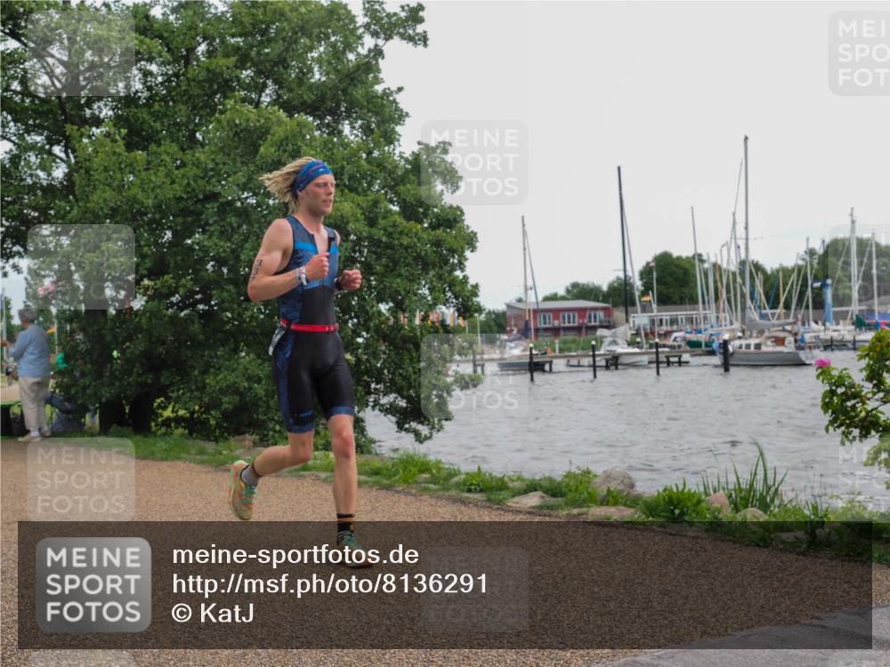 22.06.2025 - Viking Triathlon KatJ http://msf.ph/oto/8136291 22.06.2025 14:36:07 Laufen 337 meine-sportfotos.de